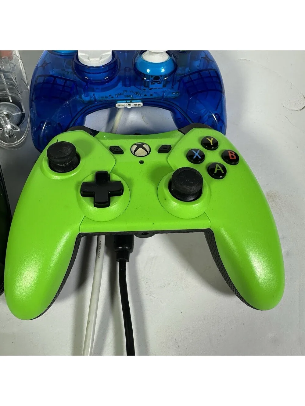 Lot of 4 Wired Video Game Controllers Xbox 360 One Afterglow Rock Candy PowerA